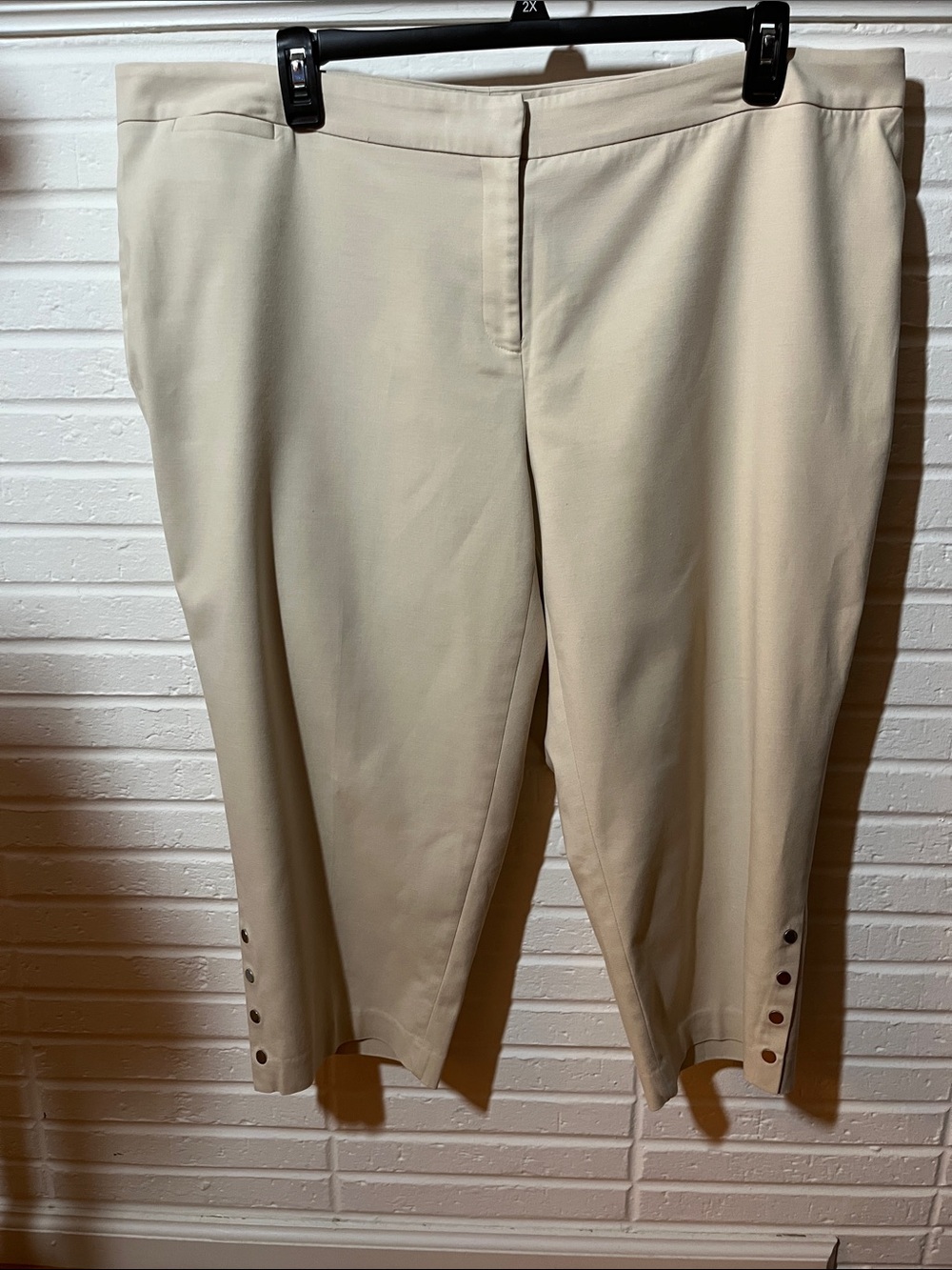 Rafaella Curvy Beige Capris Pants - Classic Straight Fit